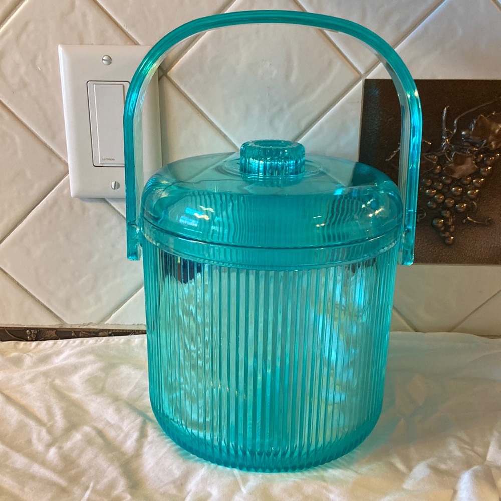 Vintage Creative Bath Products Lucite ice bucket
